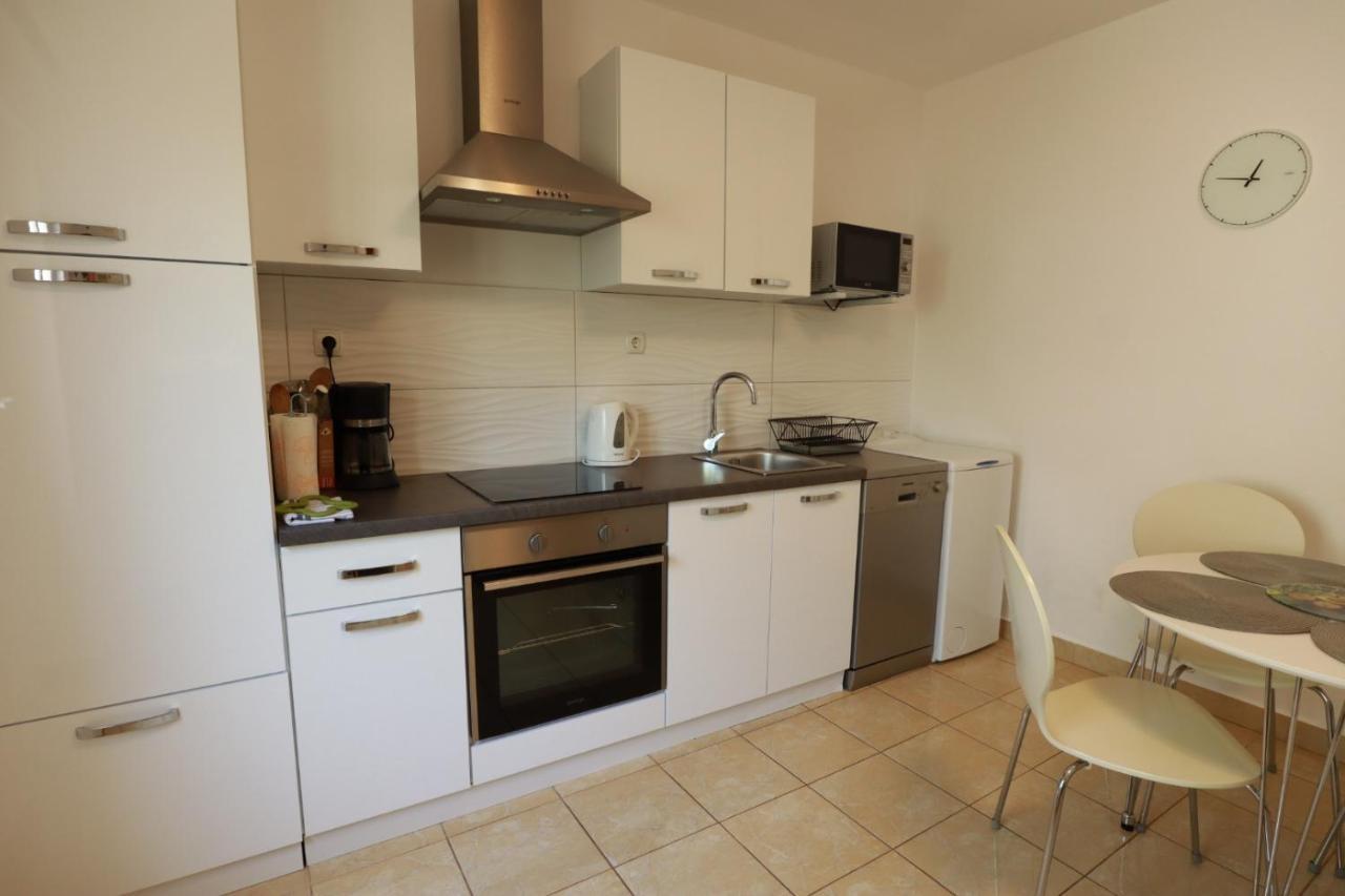 Accommodation Salvia Sveti Juraj Bagian luar foto